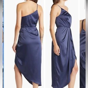 Brand new Lulu’s navy silk dress!